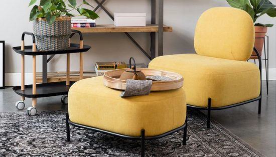 fauteuil jaune moutarde