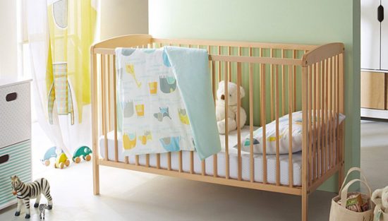 deco chambre bebe vert jaune