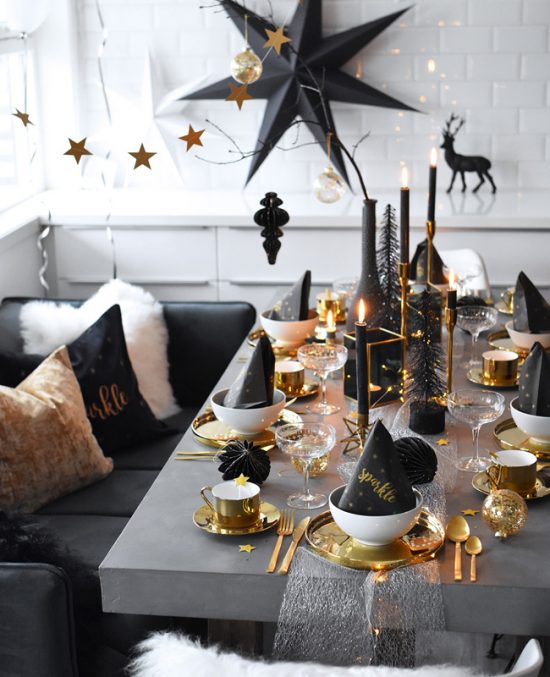 Table De Noel Noire Et Or