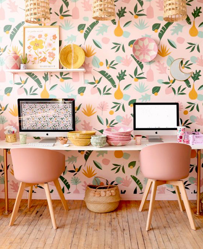 papier peint floral rose deco bureau