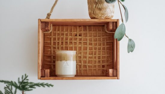 etagere murale caisse knagglig ikea hack