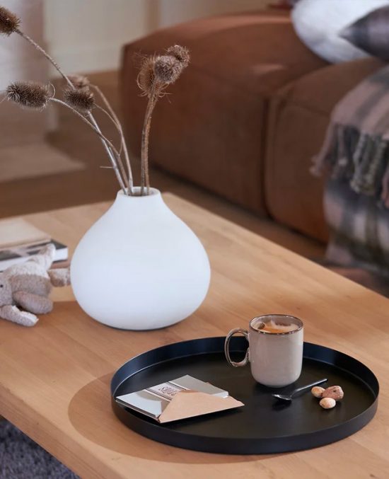 Plateau Rond Métal Décoratif Noir 30 Cm - Support Élégant Pour Cosmétiques, Bougies Et Objets Plateau Rond Métal Décoratif Noir 30 Cm - Support Élégant Pour Cosmétiques, Bougies Et Objets