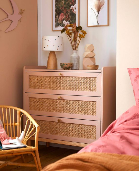 commode cannage rose deco chambre enfant