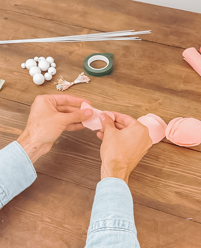 YMWALK Kit DIY Papier Bouquet de Fleur,Art Créatif en Papier pour la Fête des Mères,Journée des enseignants,Activité Manuelle Enfant, Fournitures pour Création de Cadeaux Origami (B-12 Pièces