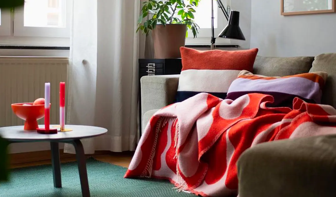 deco salon vert rouge