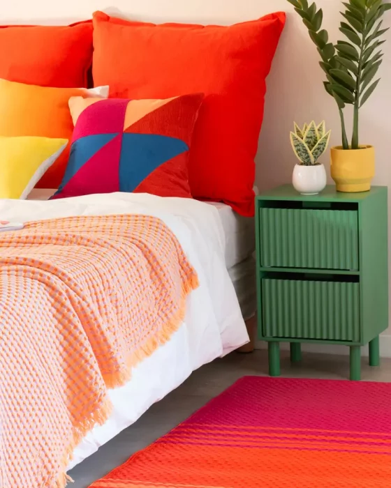 deco chambre jaune rouge vert