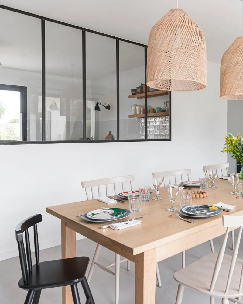 deco salle a manger scandinave gris noir bois
