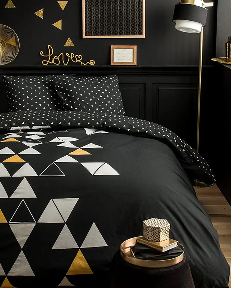 deco chambre noir blanc dore