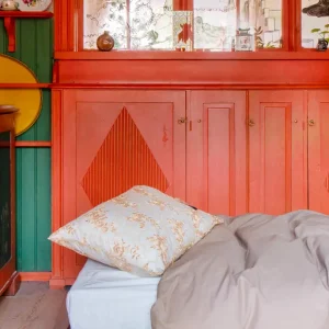 deco chambre scandinave rouge