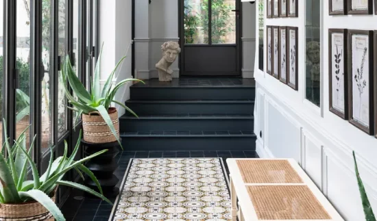 deco couloir noir blanc