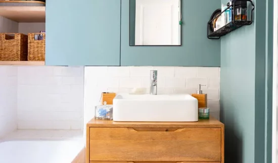 deco salle de bain scandinave bois