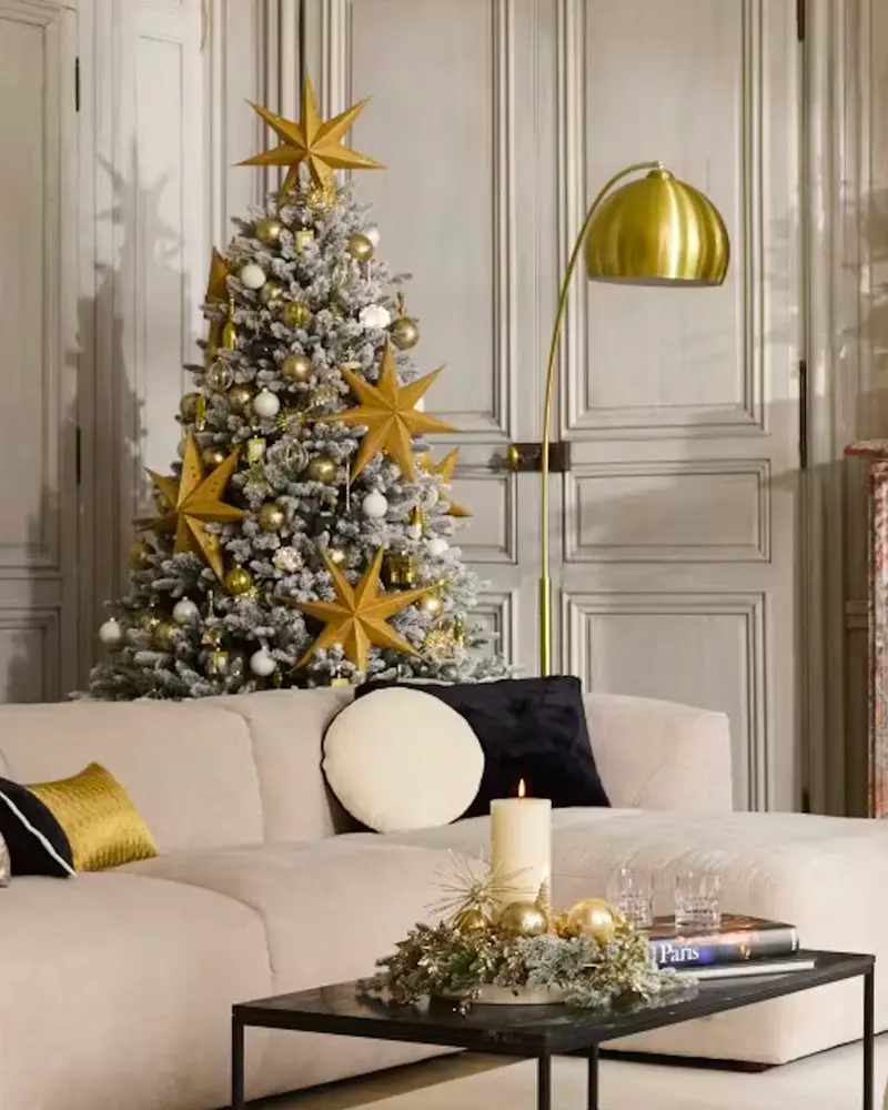 deco noel noir or moderne