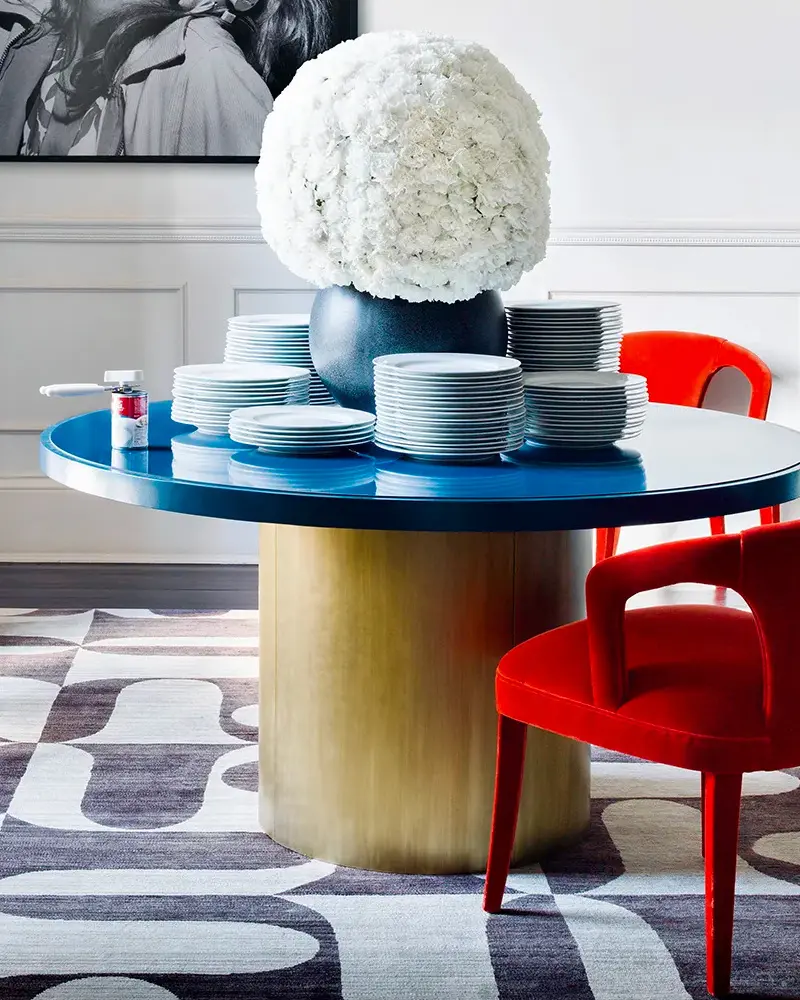 deco salle a manger moderne blanc dore rouge