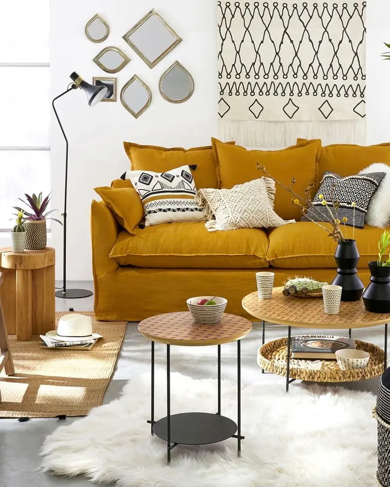 deco salon ethnique jaune blanc