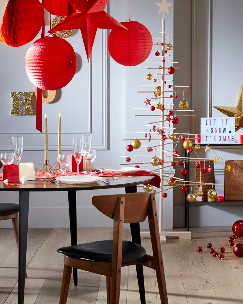 deco table noel rouge bois moderne