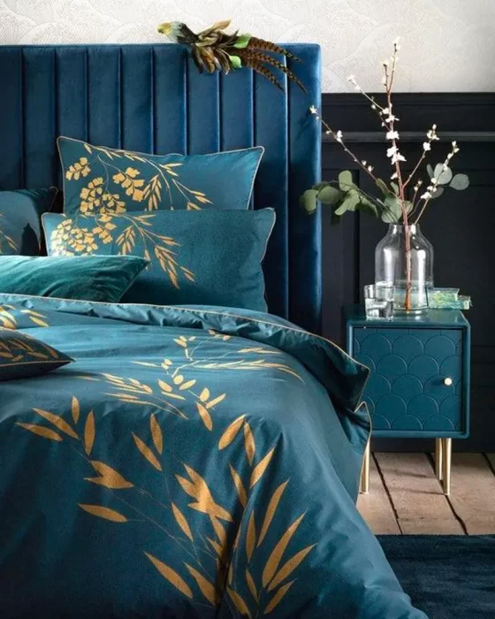 deco chambre chic bleu canard dore