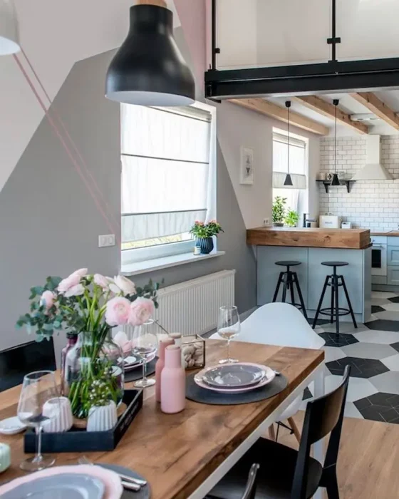 deco salle a manger industrielle scandinave colorée