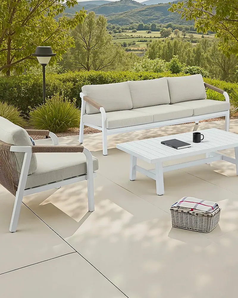 salon de jardin moderne blanc