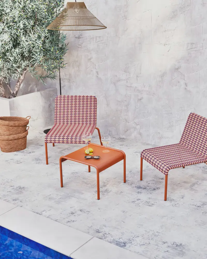 salon de jardin moderne terracotta resine