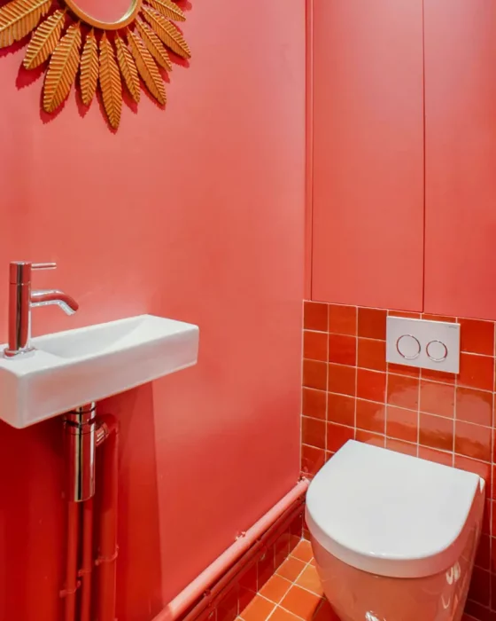 deco toilettes wc carrelage rouge