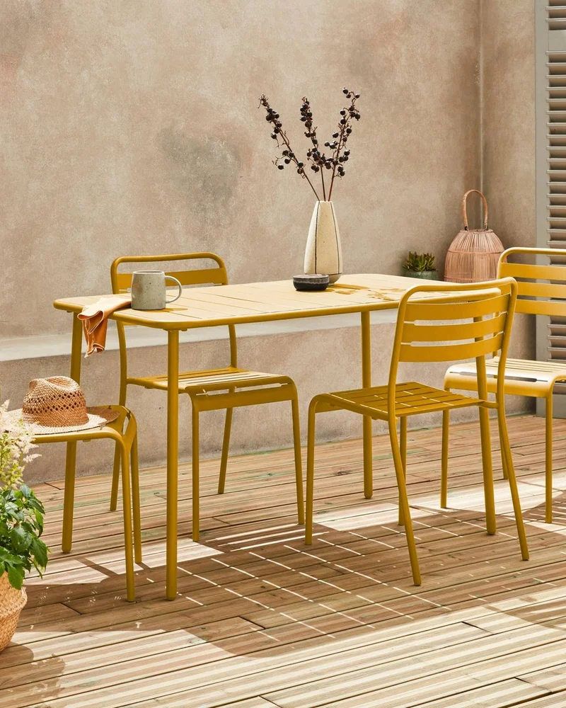 salon jardin metal jaune