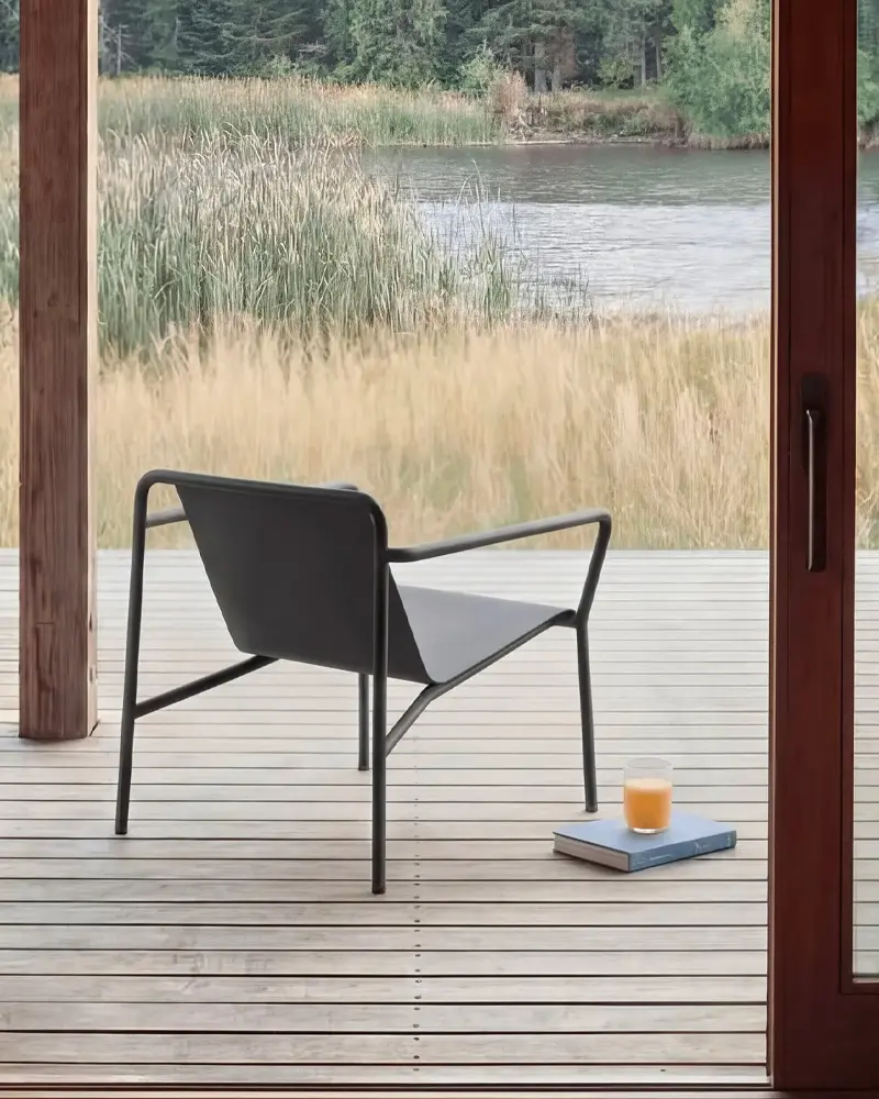 fauteuil jardin minimaliste noir