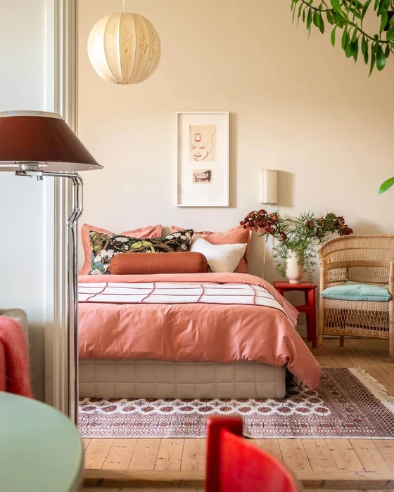 deco chambre scandinave rouge