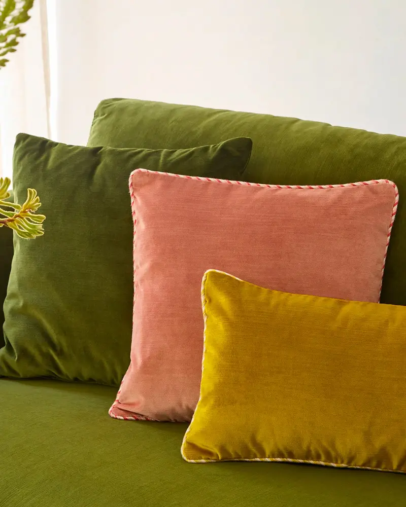 coussin velours rose