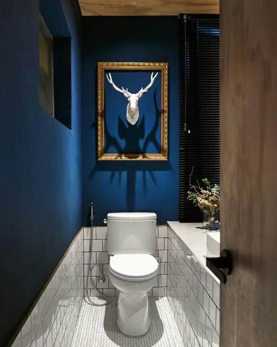 deco toilettes wc peinture bleu nuit