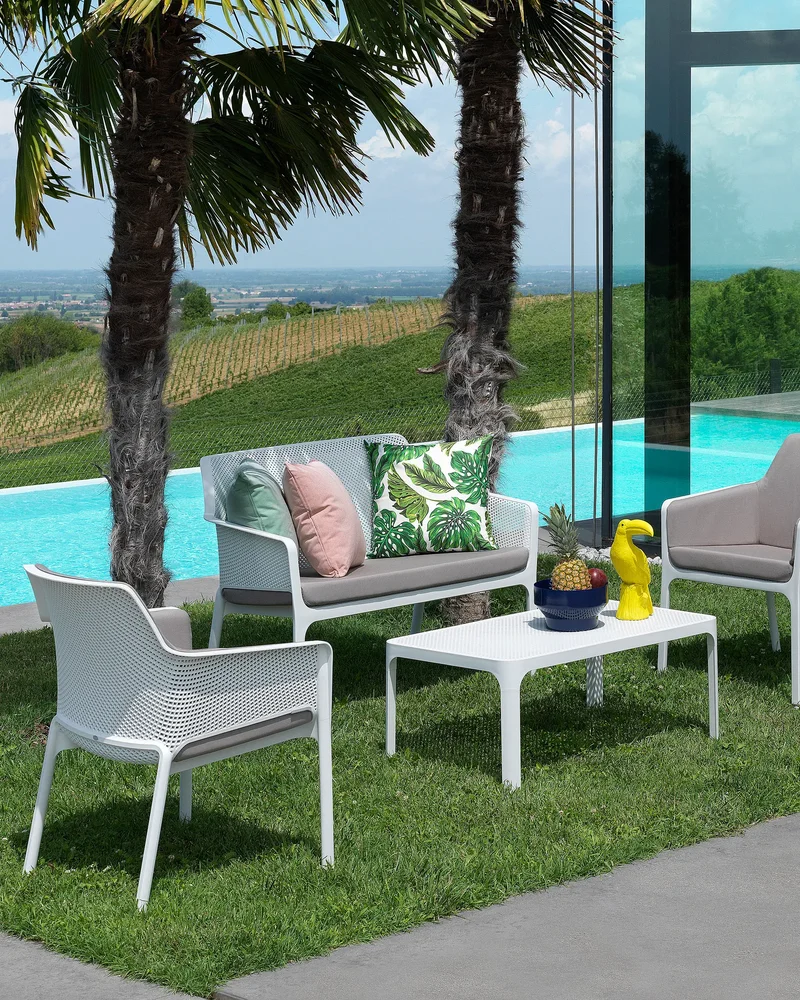salon de jardin blanc composite