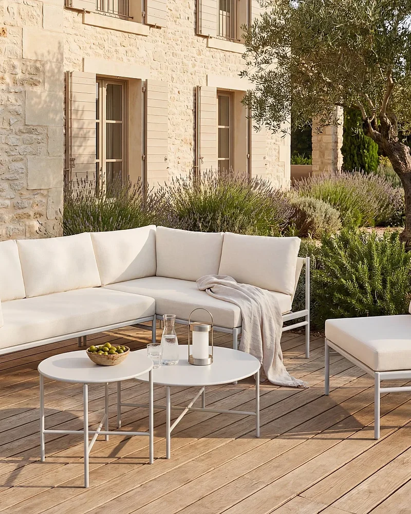 salon de jardin blanc moderne